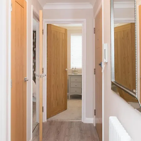 Διαμέρισμα The Mews, York Place By Serviced *