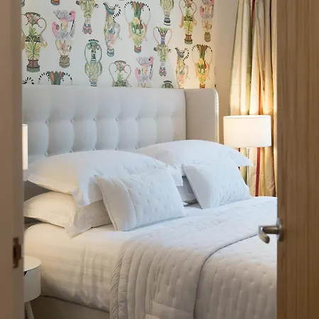 Apartment The Mews, York Place By Serviced *