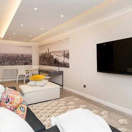 Διαμέρισμα The Mews, York Place By Serviced *