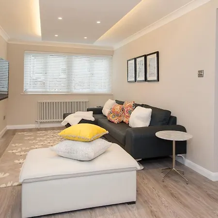 Διαμέρισμα The Mews, York Place By Serviced *