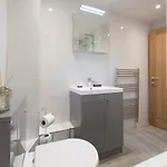 The Mews, York Place By Serviced Apartment Harrogate