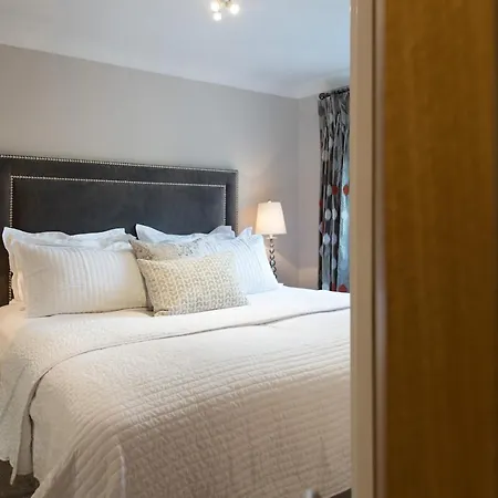 The Mews, York Place By Serviced Harrogate