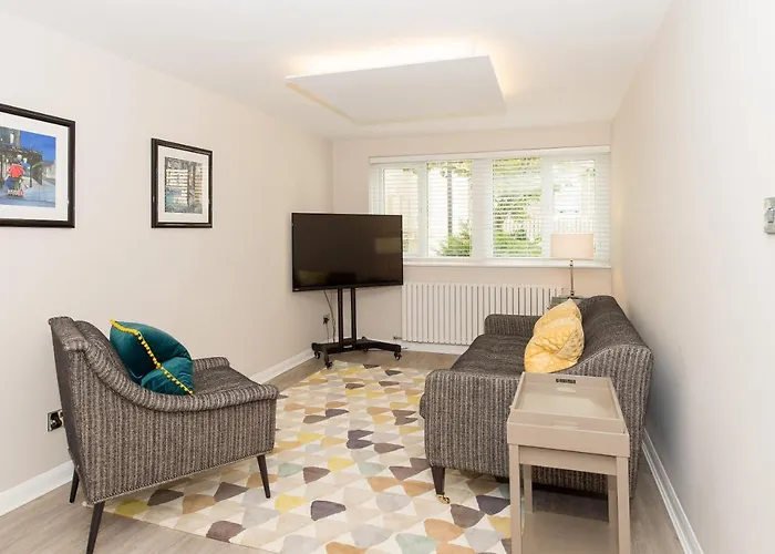 The Mews, York Place By Serviced Harrogate