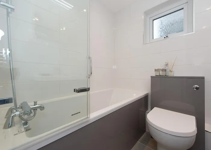 The Mews, York Place By Serviced Appartement